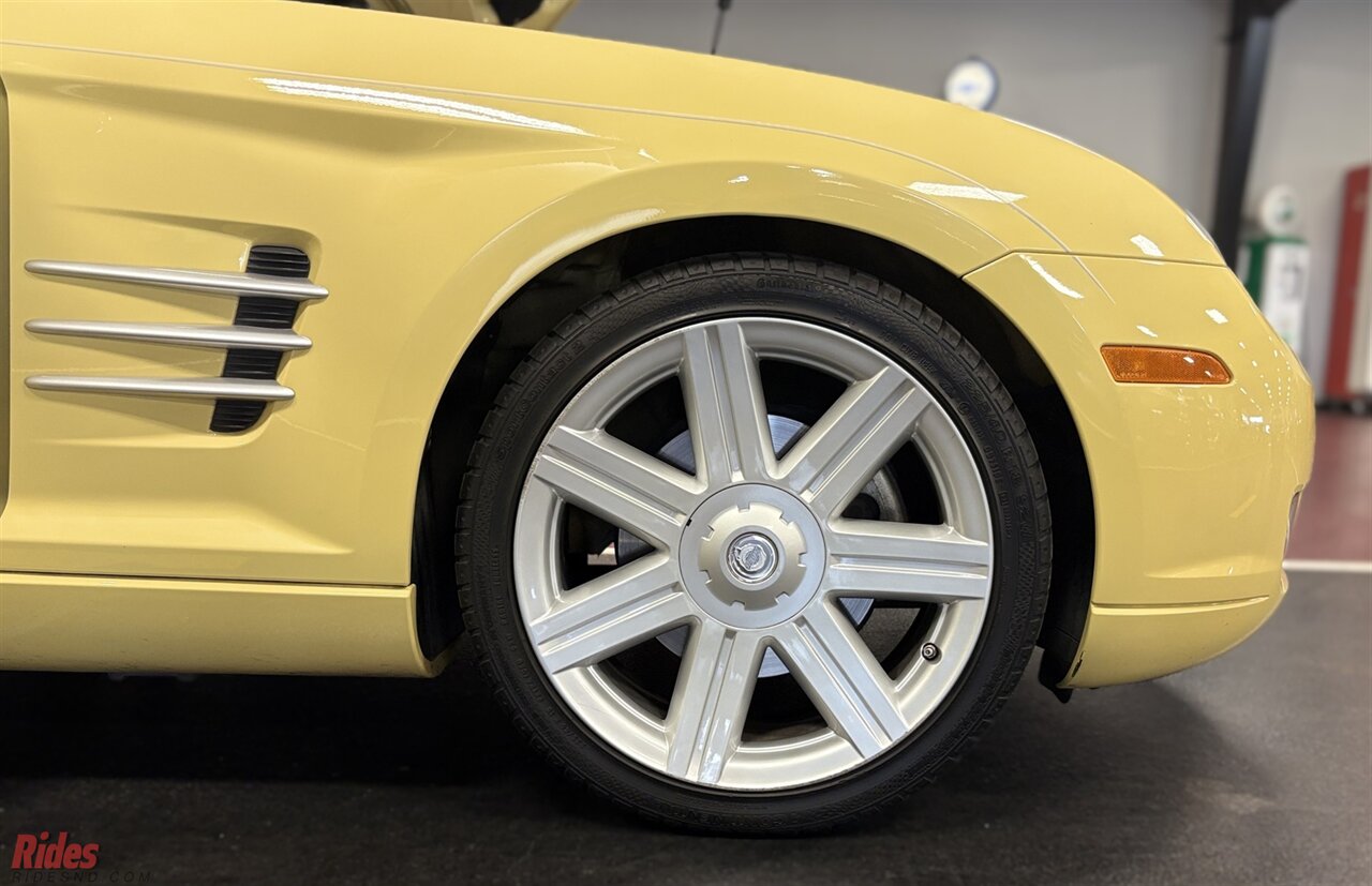 2005 Chrysler Crossfire Limited  Convertible Roadster - Photo 34 - Bismarck, ND 58503