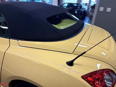 2005 Chrysler Crossfire Limited  Convertible Roadster - Photo 20 - Bismarck, ND 58503