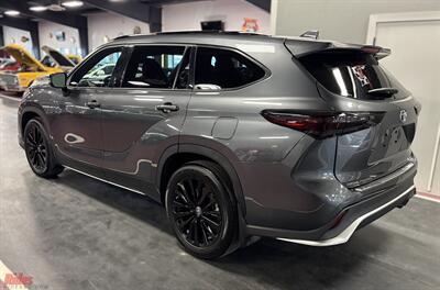 2023 Toyota Highlander XSE   - Photo 18 - Bismarck, ND 58503