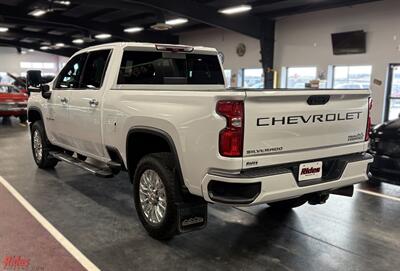 2023 Chevrolet Silverado 2500HD High Country   - Photo 25 - Bismarck, ND 58503