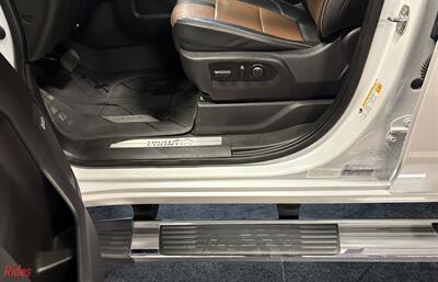 2023 Chevrolet Silverado 2500HD High Country   - Photo 12 - Bismarck, ND 58503