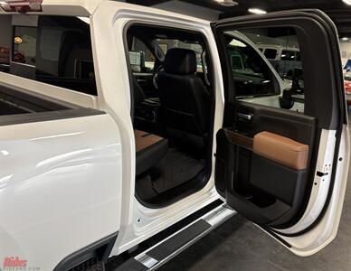 2023 Chevrolet Silverado 2500HD High Country   - Photo 37 - Bismarck, ND 58503