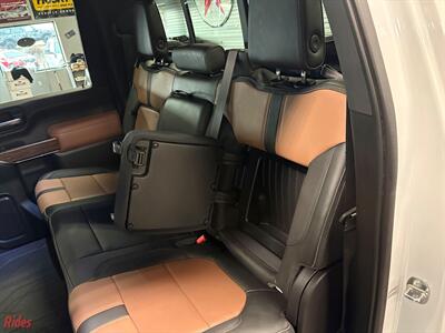 2023 Chevrolet Silverado 2500HD High Country   - Photo 19 - Bismarck, ND 58503