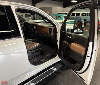 2023 Chevrolet Silverado 2500HD High Country   - Photo 40 - Bismarck, ND 58503