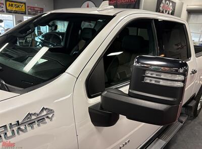 2023 Chevrolet Silverado 2500HD High Country   - Photo 7 - Bismarck, ND 58503