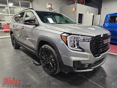 2024 GMC Terrain   - Photo 13 - Bismarck, ND 58503