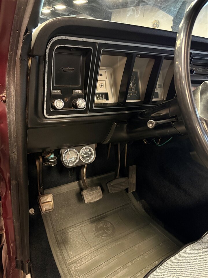 1979 Ford F-100 Custom   - Photo 42 - Bismarck, ND 58503
