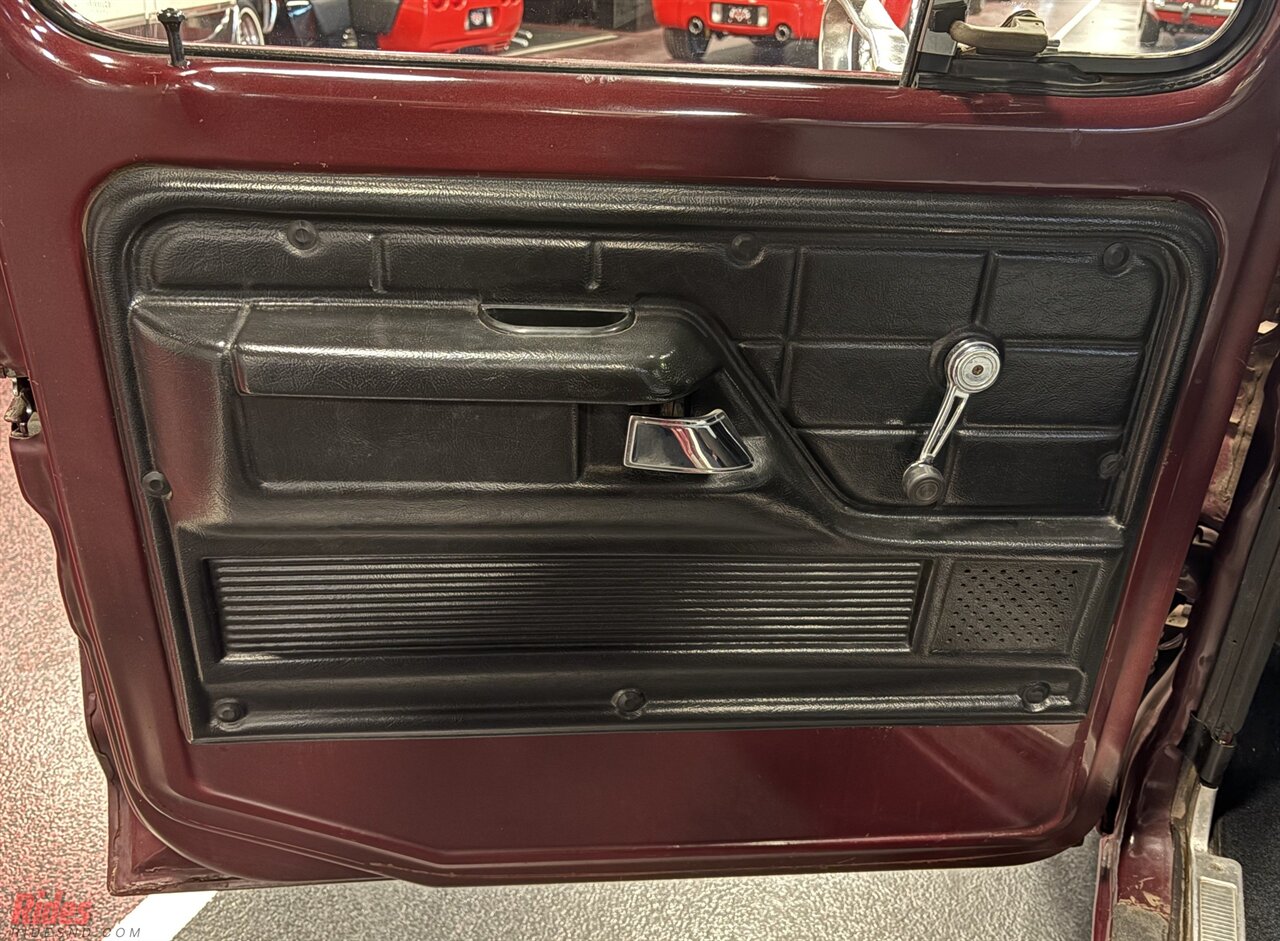 1979 Ford F-100 Custom   - Photo 12 - Bismarck, ND 58503