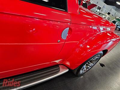 2005 Chevrolet SSR LS   - Photo 19 - Bismarck, ND 58503