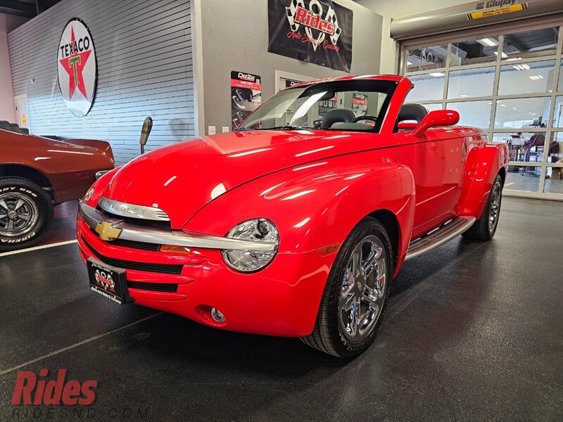 2005 Chevrolet SSR LS - Photo 1 - Bismarck, ND 58503