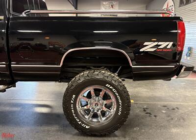 1995 Chevrolet C/K 1500 Series K1500 Cheyenne   - Photo 15 - Bismarck, ND 58503