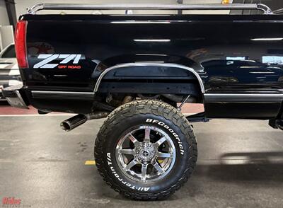 1995 Chevrolet C/K 1500 Series K1500 Cheyenne   - Photo 26 - Bismarck, ND 58503