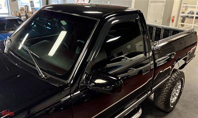 1995 Chevrolet C/K 1500 Series K1500 Cheyenne   - Photo 10 - Bismarck, ND 58503