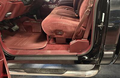 1995 Chevrolet C/K 1500 Series K1500 Cheyenne   - Photo 12 - Bismarck, ND 58503