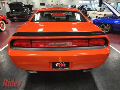 2008 Dodge Challenger SRT8   - Photo 11 - Bismarck, ND 58503