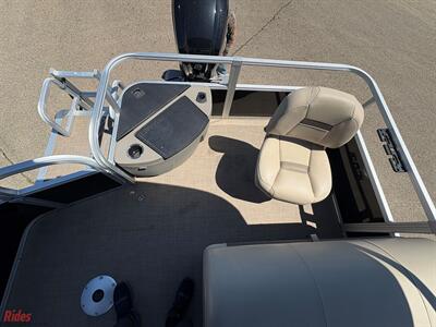 2022 SUN TRACKER 22FB20 20 DLX Fishin' Barge   - Photo 28 - Bismarck, ND 58503