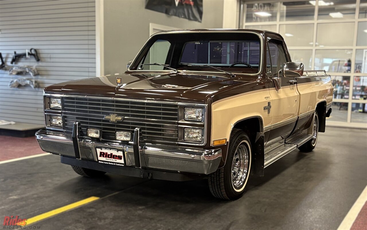 1984 Chevrolet C10 Silverado   - Photo 1 - Bismarck, ND 58503