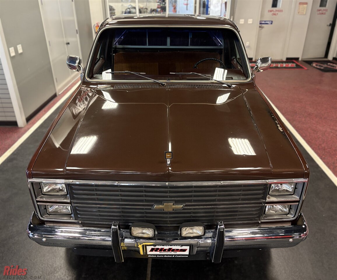 1984 Chevrolet C10 Silverado   - Photo 31 - Bismarck, ND 58503