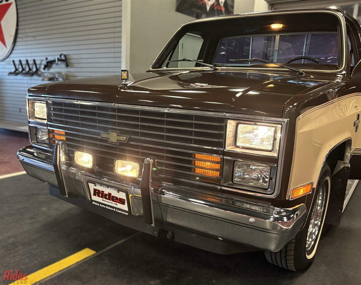 1984 Chevrolet C10 Silverado   - Photo 45 - Bismarck, ND 58503