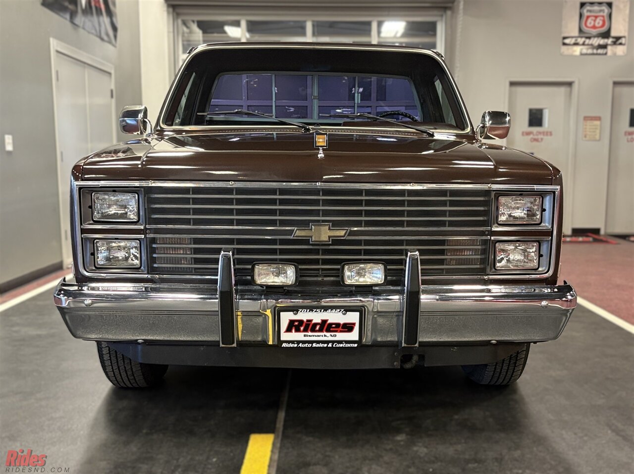1984 Chevrolet C10 Silverado   - Photo 30 - Bismarck, ND 58503