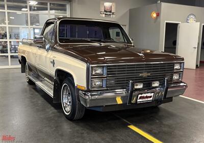 1984 Chevrolet C10 Silverado   - Photo 29 - Bismarck, ND 58503