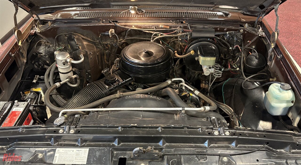 1984 Chevrolet C10 Silverado   - Photo 35 - Bismarck, ND 58503
