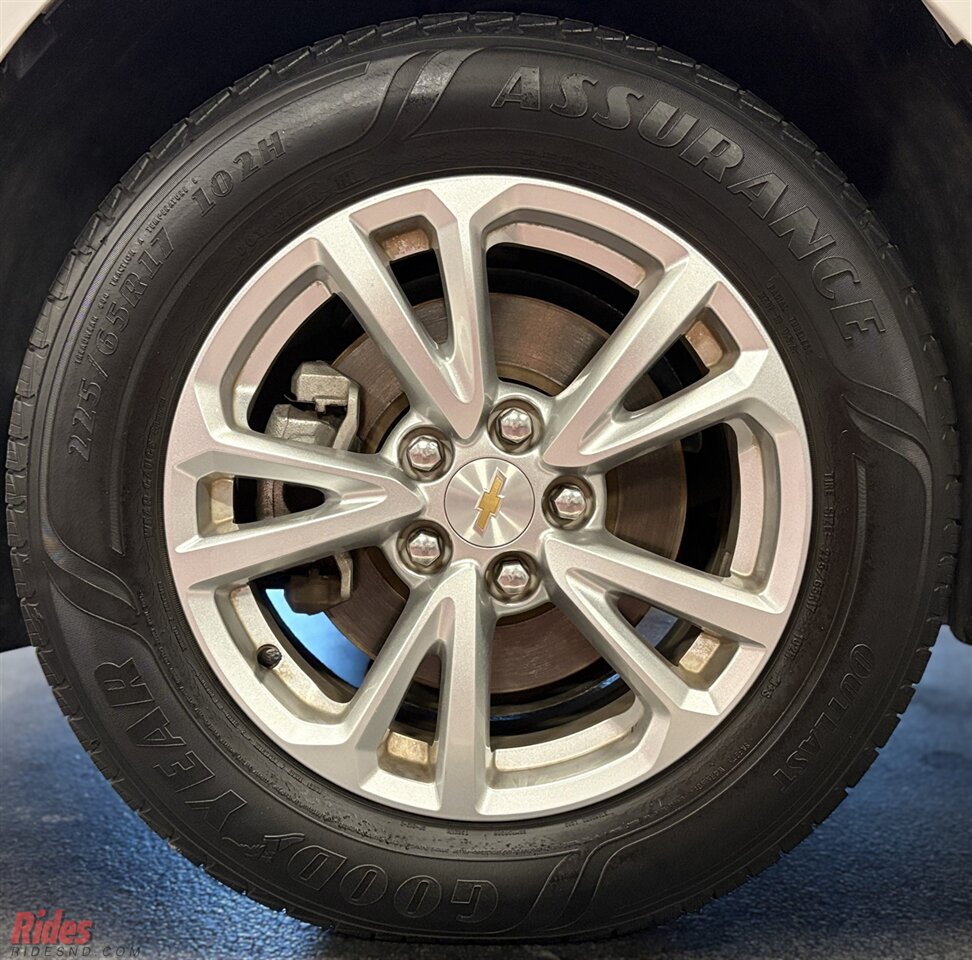 2016 Chevrolet Equinox LT   - Photo 6 - Bismarck, ND 58503