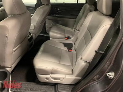 2017 Honda Pilot Elite   - Photo 21 - Bismarck, ND 58503