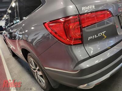 2017 Honda Pilot Elite   - Photo 9 - Bismarck, ND 58503