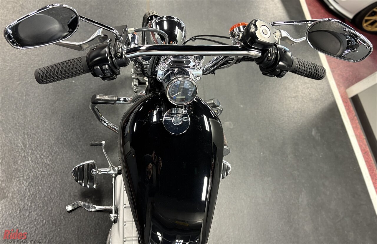 2008 Harley-Davidson Sportster 883 Custom   - Photo 6 - Bismarck, ND 58503