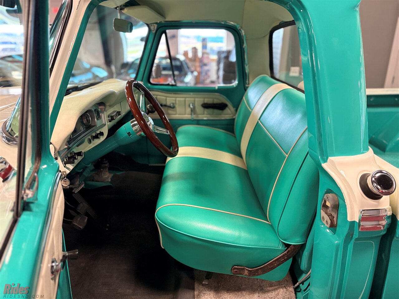 1966 Ford F-250 Camper Special   - Photo 15 - Bismarck, ND 58503