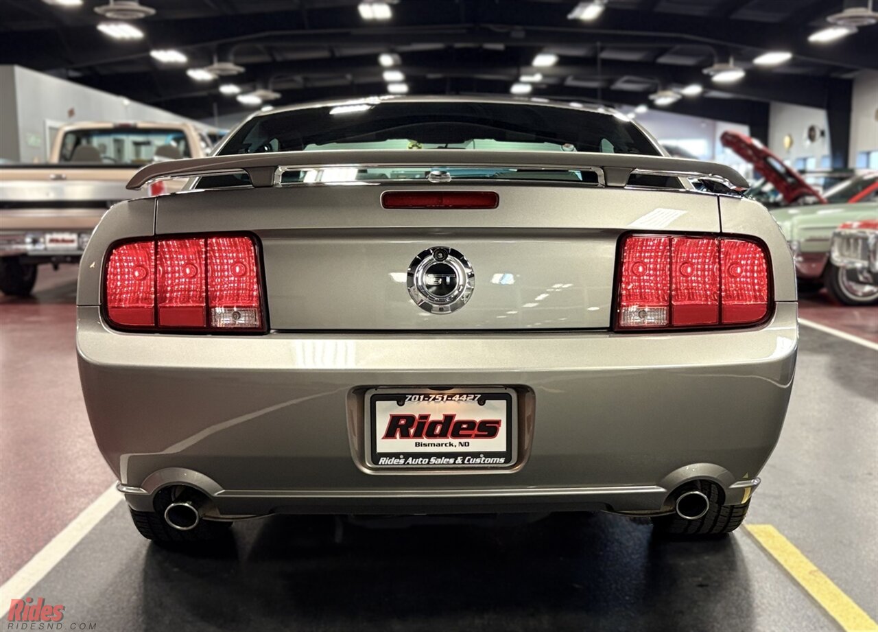 2008 Ford Mustang GT Deluxe   - Photo 18 - Bismarck, ND 58503