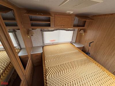 2000 Fleetwood Bounder   - Photo 45 - Bismarck, ND 58503