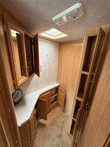 2000 Fleetwood Bounder   - Photo 42 - Bismarck, ND 58503