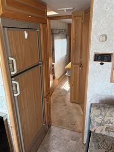 2000 Fleetwood Bounder   - Photo 38 - Bismarck, ND 58503