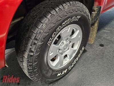 2013 Toyota Tacoma V6   - Photo 4 - Bismarck, ND 58503