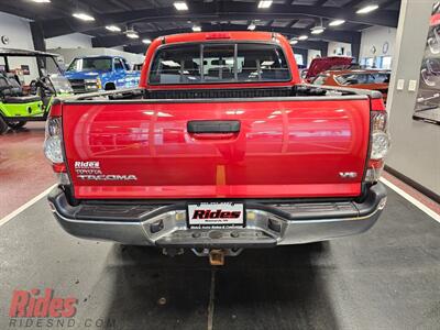 2013 Toyota Tacoma V6   - Photo 13 - Bismarck, ND 58503