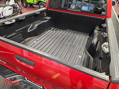 2013 Toyota Tacoma V6   - Photo 14 - Bismarck, ND 58503