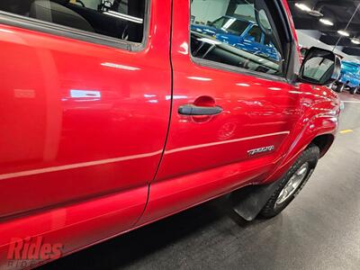 2013 Toyota Tacoma V6   - Photo 17 - Bismarck, ND 58503