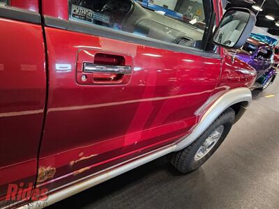 1998 Isuzu Trooper S   - Photo 15 - Bismarck, ND 58503