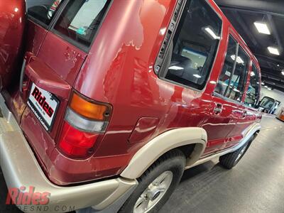 1998 Isuzu Trooper S   - Photo 12 - Bismarck, ND 58503