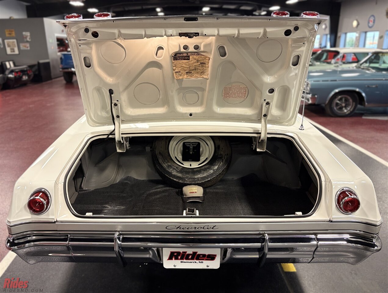 1965 Chevrolet Impala Coupe   - Photo 21 - Bismarck, ND 58503