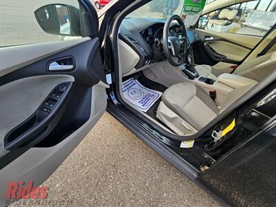 2014 Ford Focus SE   - Photo 8 - Bismarck, ND 58503