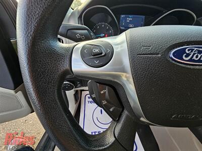 2014 Ford Focus SE   - Photo 15 - Bismarck, ND 58503