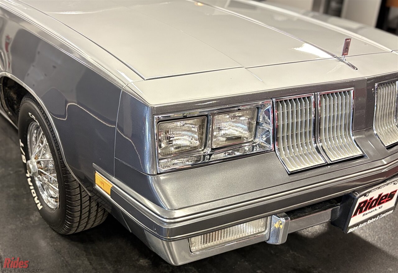 1982 Oldsmobile Cutlass Supreme   - Photo 38 - Bismarck, ND 58503