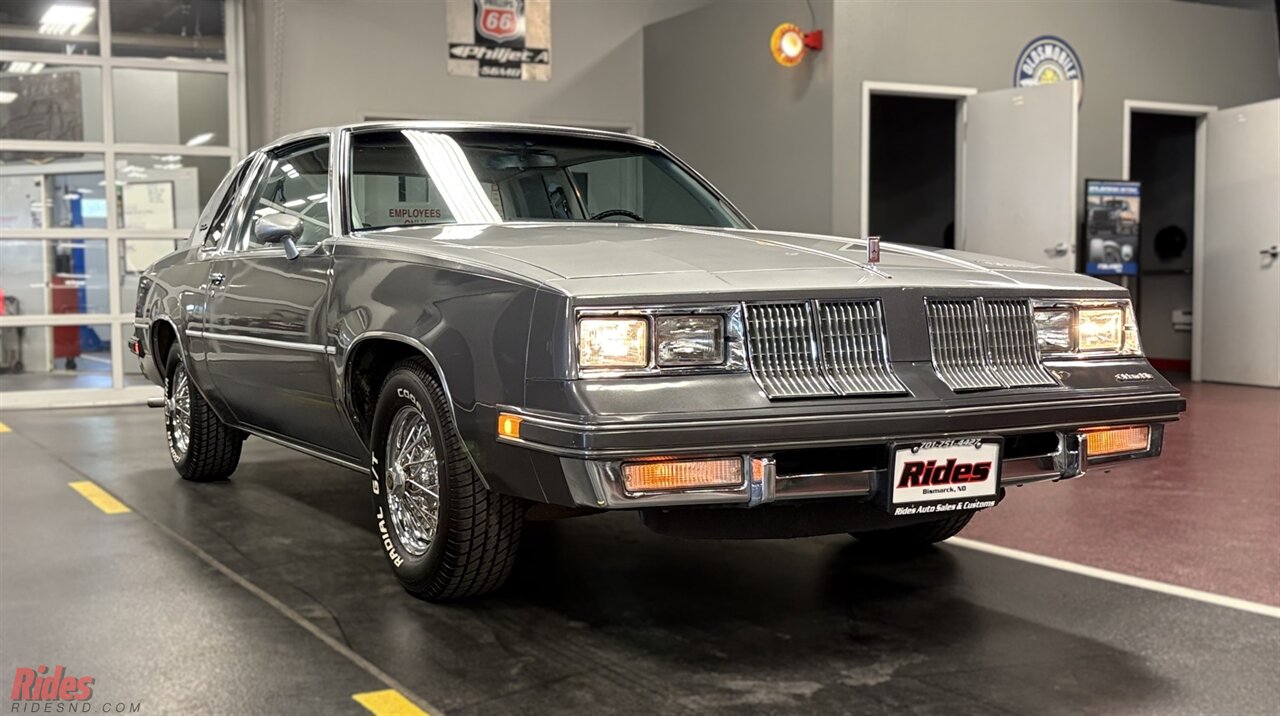 1982 Oldsmobile Cutlass Supreme   - Photo 39 - Bismarck, ND 58503