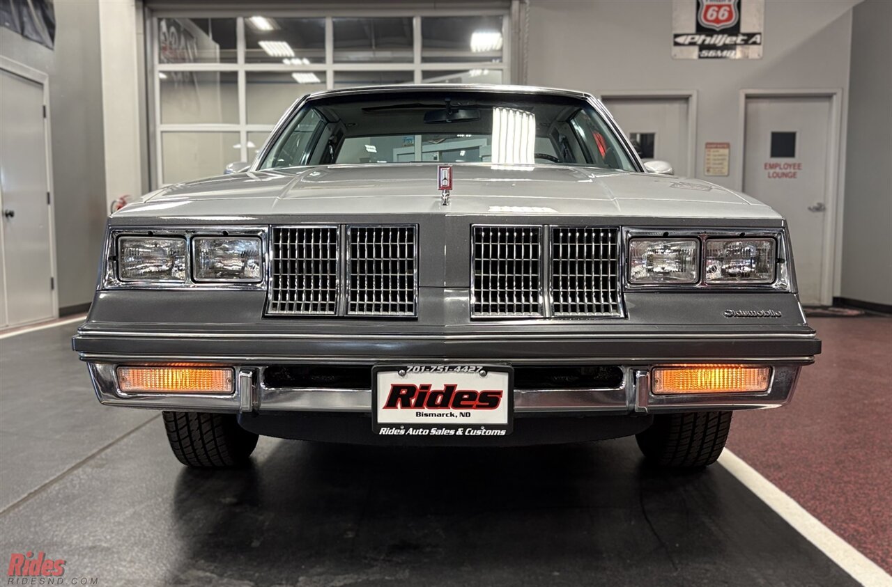1982 Oldsmobile Cutlass Supreme   - Photo 40 - Bismarck, ND 58503