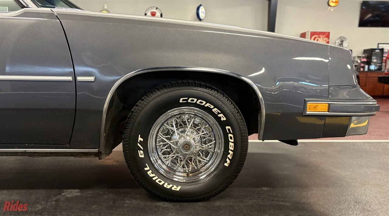 1982 Oldsmobile Cutlass Supreme   - Photo 37 - Bismarck, ND 58503