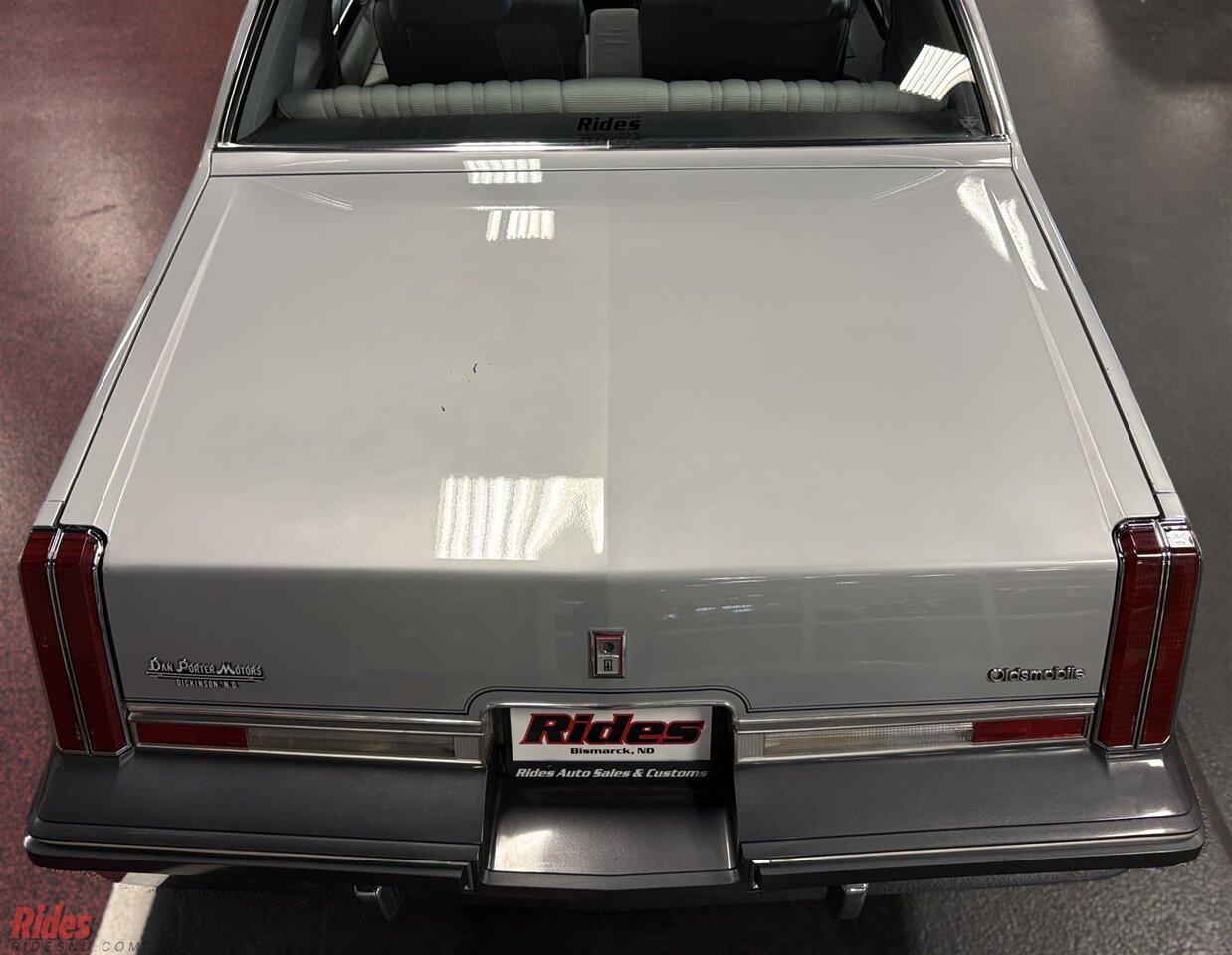 1982 Oldsmobile Cutlass Supreme   - Photo 21 - Bismarck, ND 58503