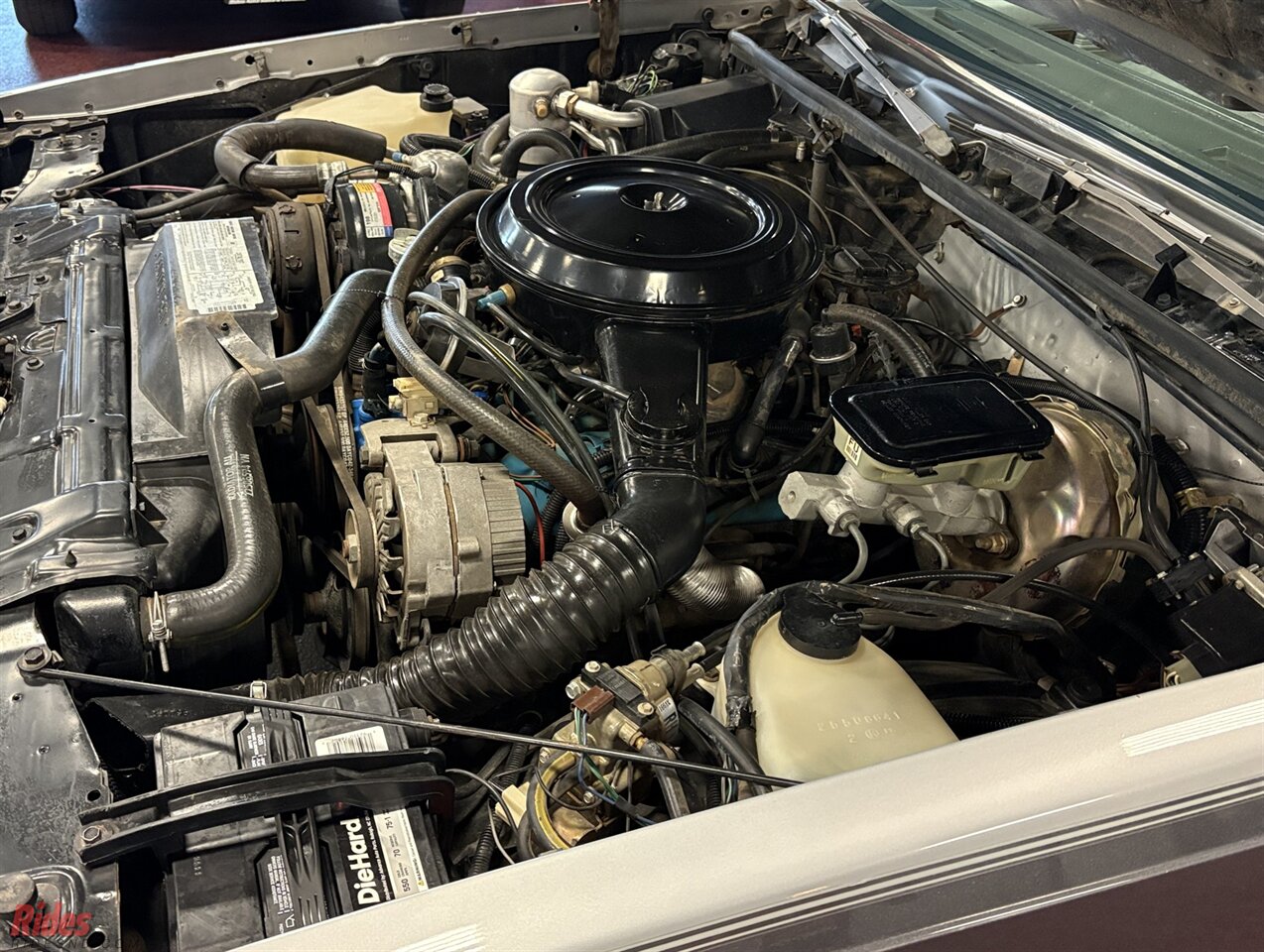 1982 Oldsmobile Cutlass Supreme   - Photo 45 - Bismarck, ND 58503